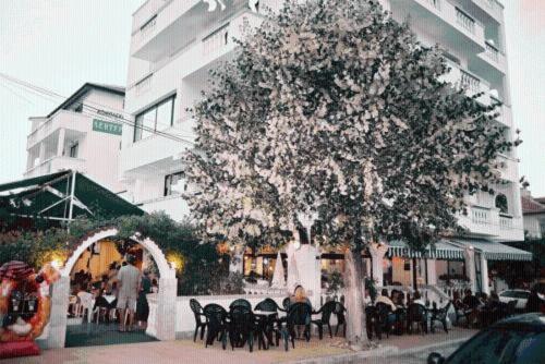 Hotel Levteri Primorsko Exterior foto